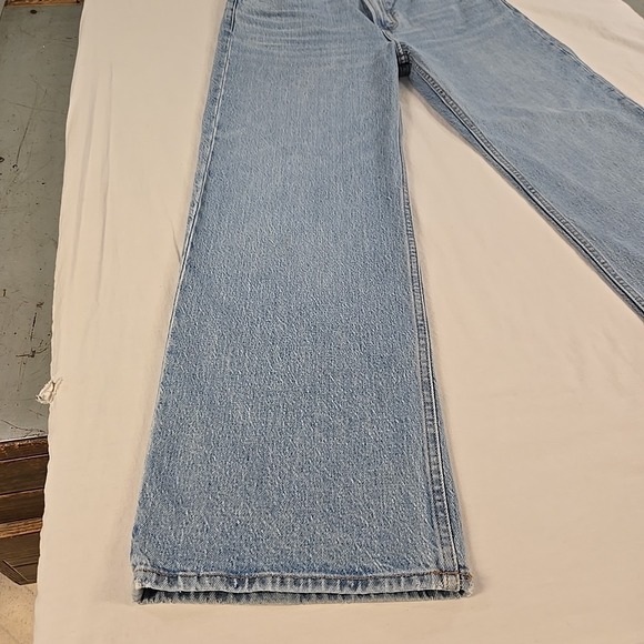Abercrombie & Fitch 90s Relaxed High Rise Jeans Women 29x28 Light Wash Denim - Picture 5 of 16